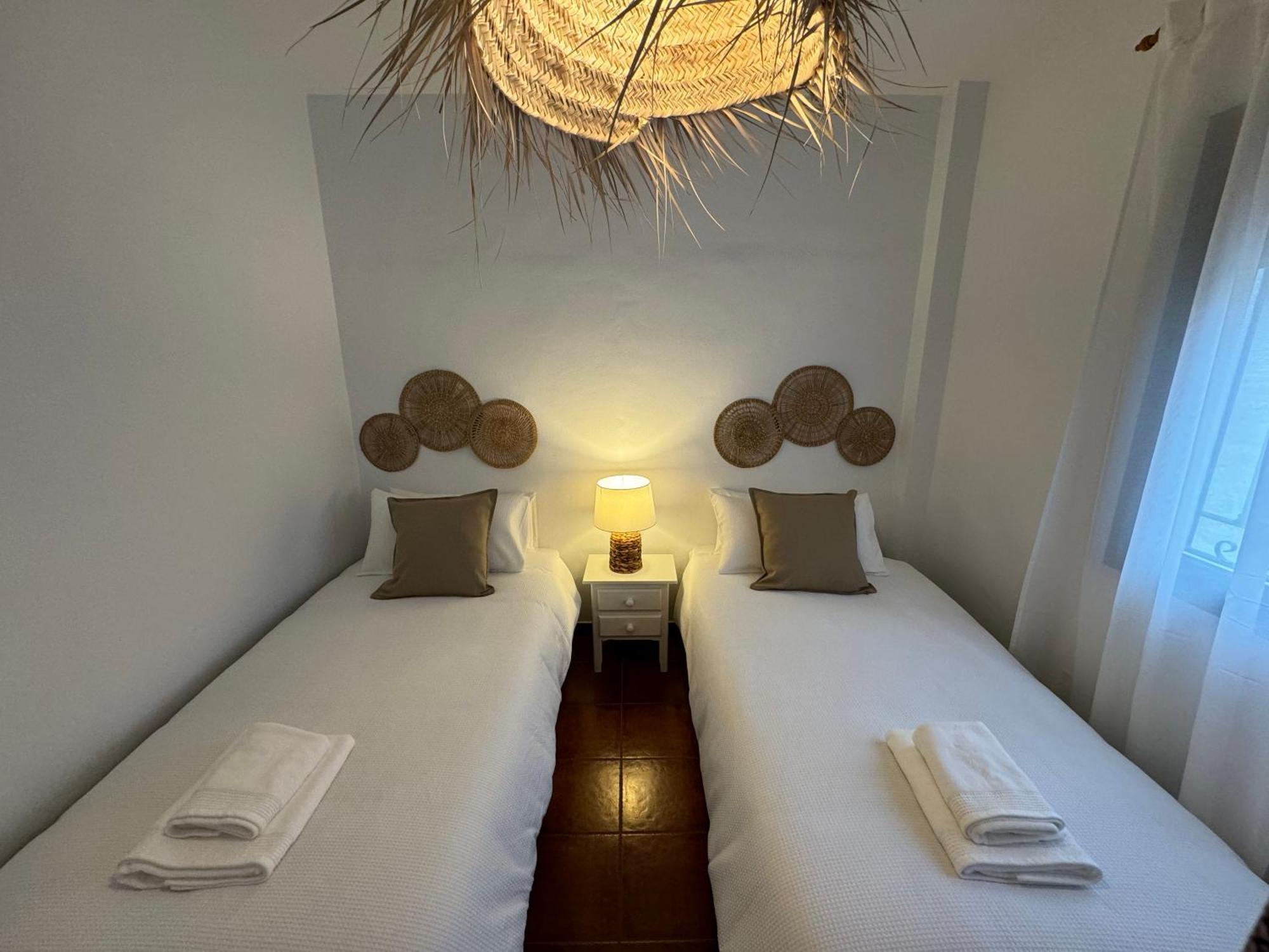 Villa En Frigiliana Con Piscina, Jacuzzi Y Espectaculares Vistas Buitenkant foto